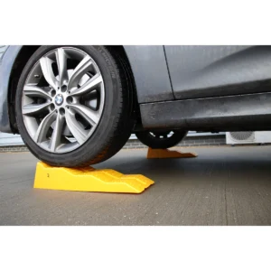 Levelling Ramps – 3-Stage 2.5 Tonne Capacity per Ramp 5 Tonne Capacity per Pair