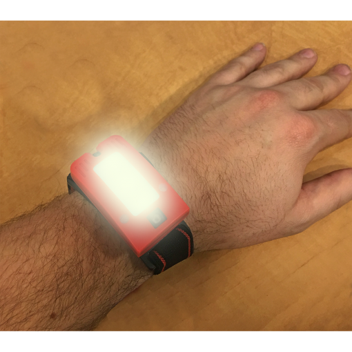 LED360HTR_ACT_ON_WRIST_DFC0201698-2.png