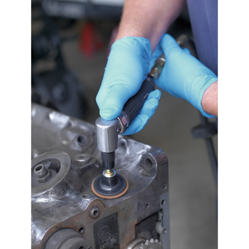 SA719_ACT_CLEANING_ENGINE_BLOCK_DFC0822165-1.png