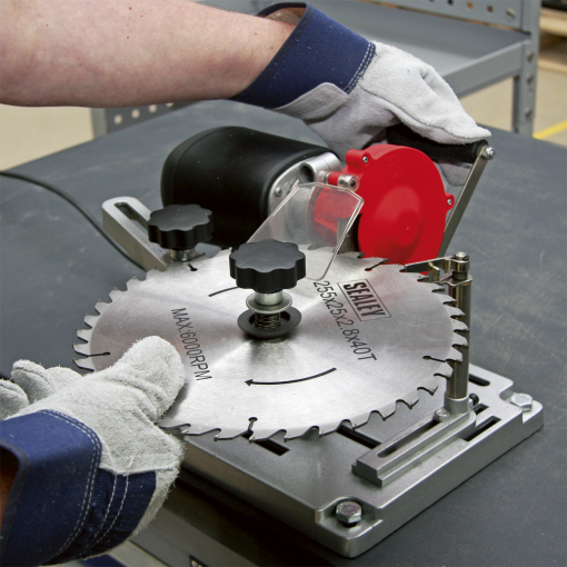 SMS2003_ACT_SHARPENING_SAW_BLADE_DFC1104088-1.png